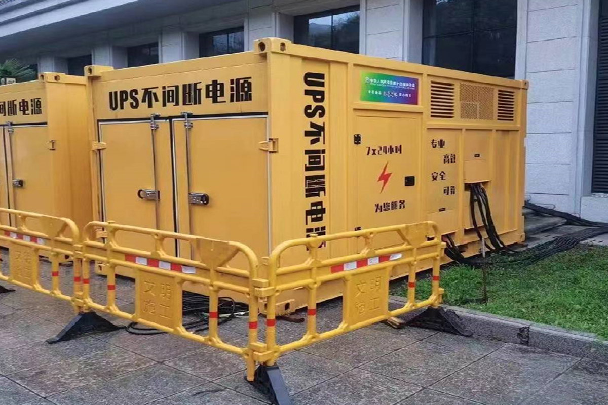 新密发电机租赁施工现场
