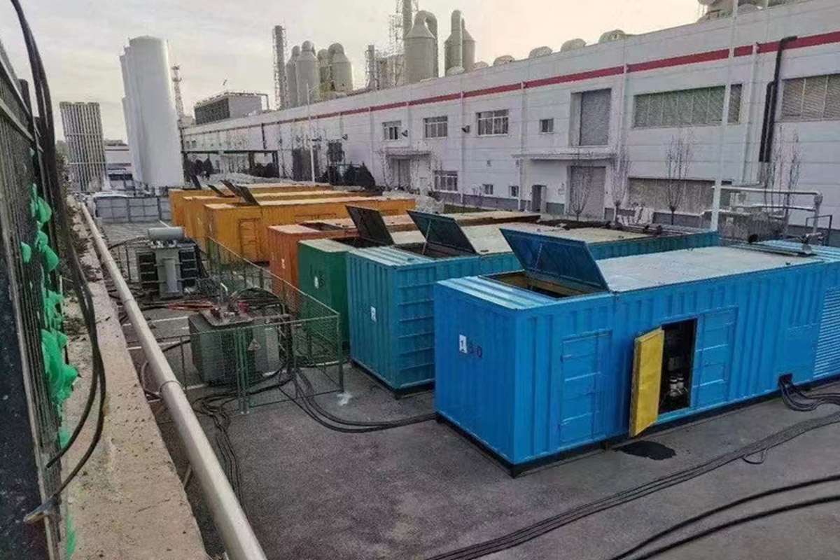新密发电机租赁施工现场